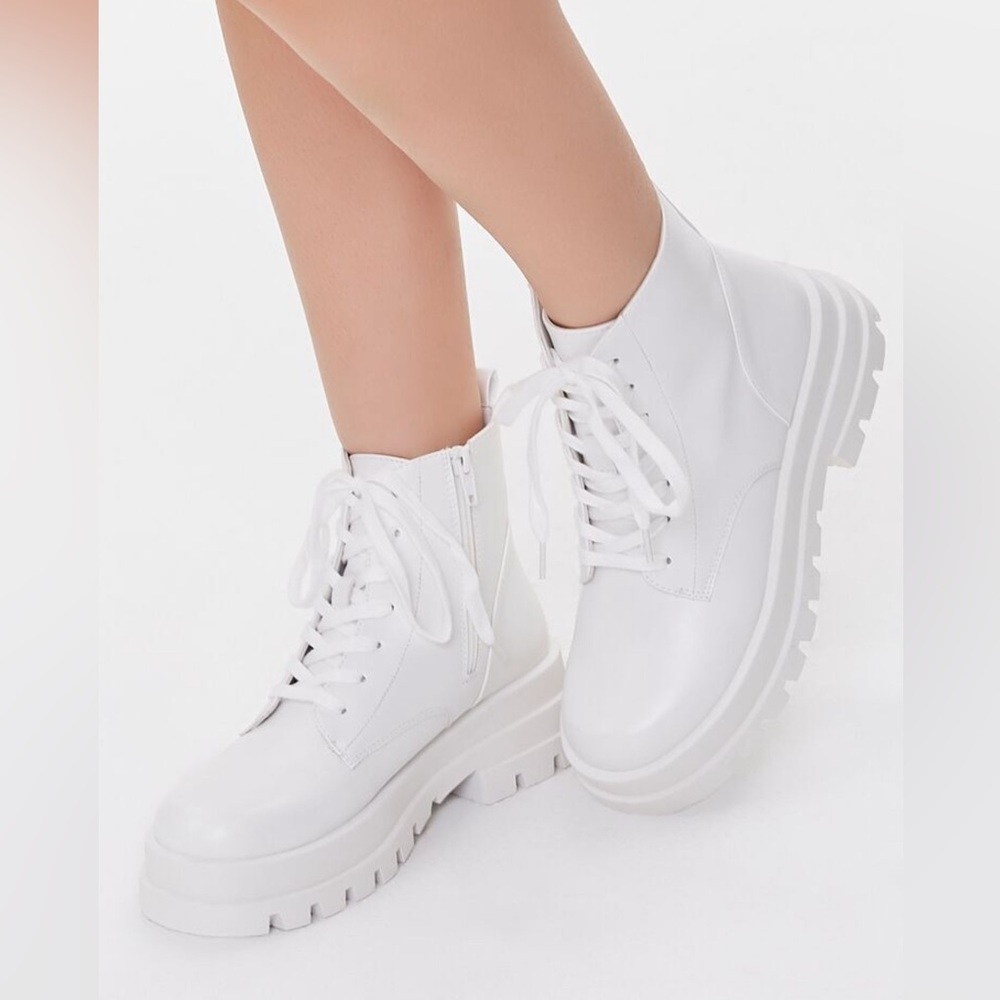 Forever 21 faux leather boots 5.5 , ( Not Available ) - Picture 6 of 6